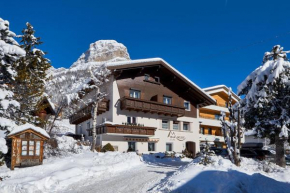 Alpin Relais B&B Villa Melisse Corvara